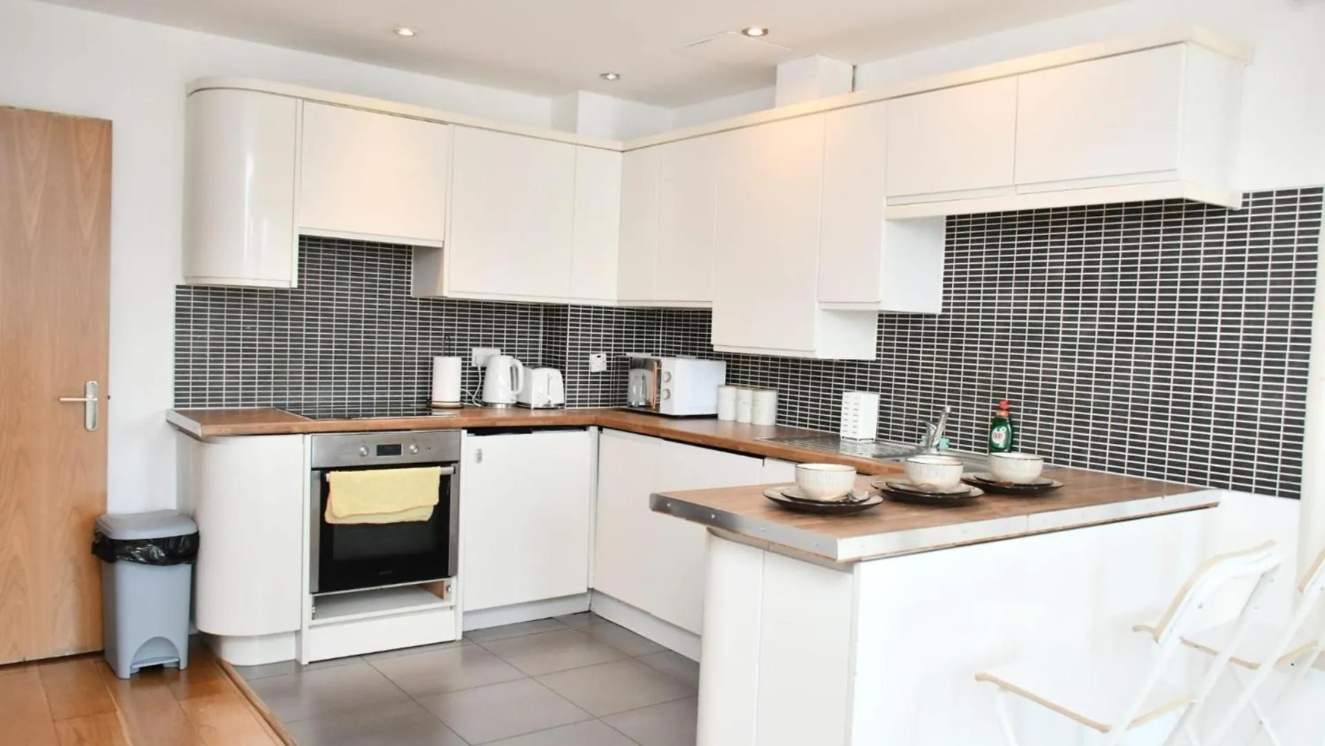 Sleeps 4 - Private Balcony - Wheelchair Accessible London United Kingdom